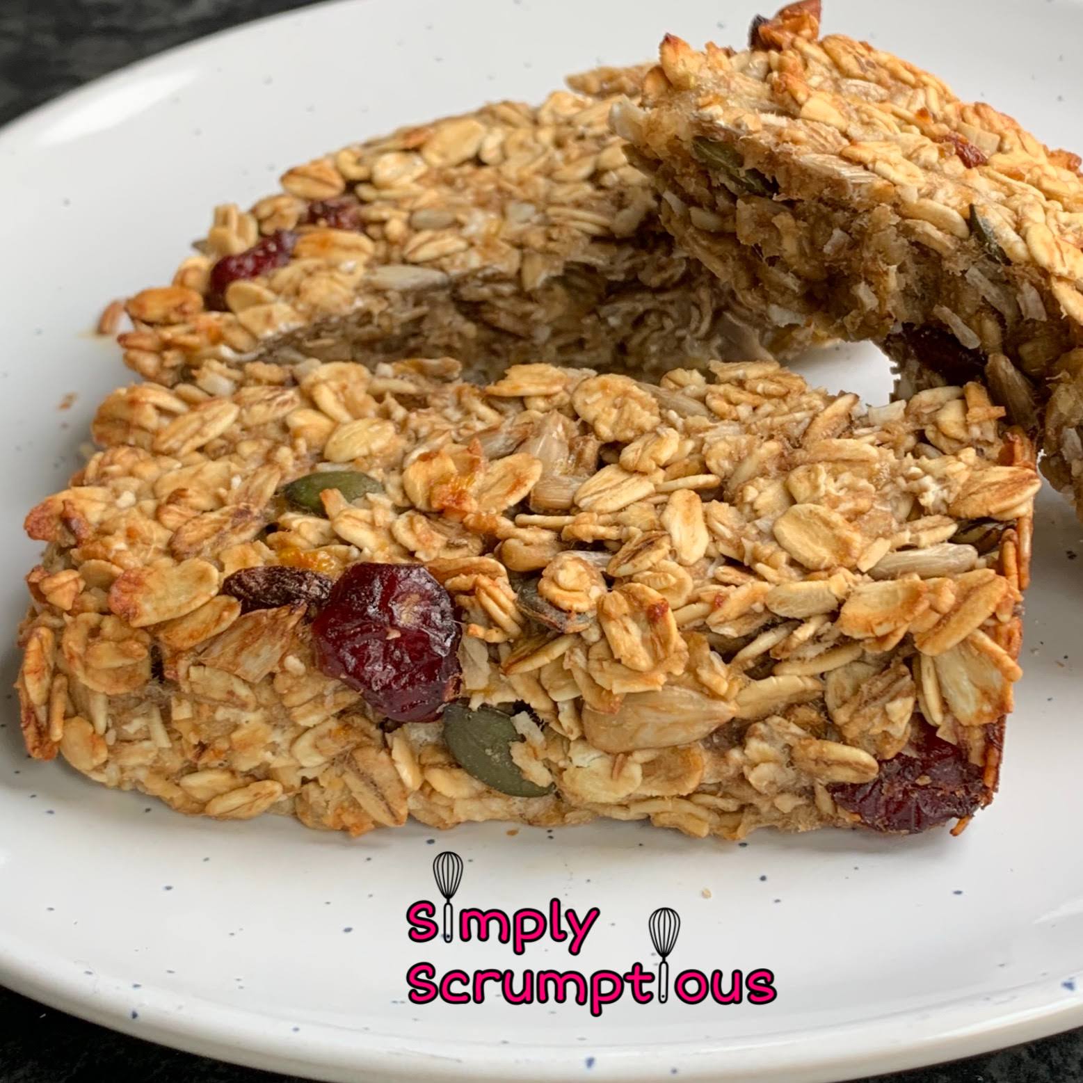 Fruit and Seed Breakfast Flapjack 5 ingredients