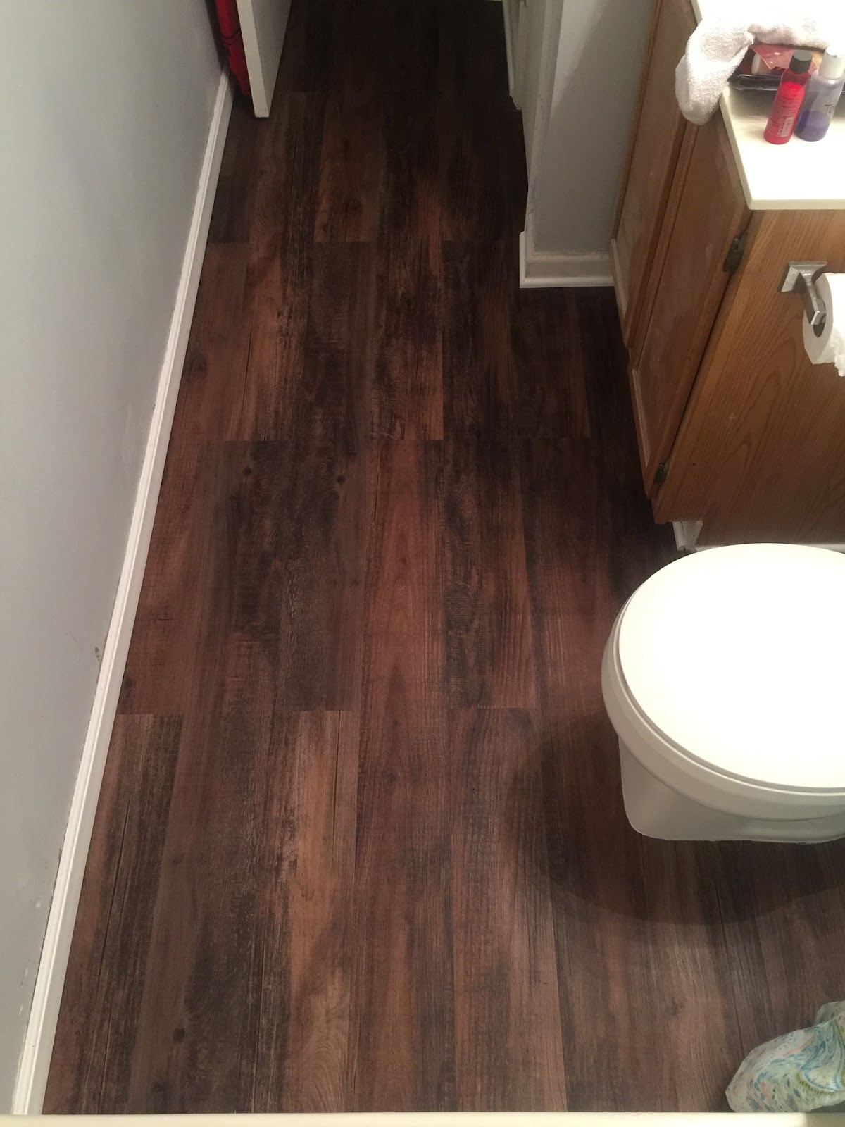 Dabblin' DIY Installing Peel and Stick Vinyl Planks