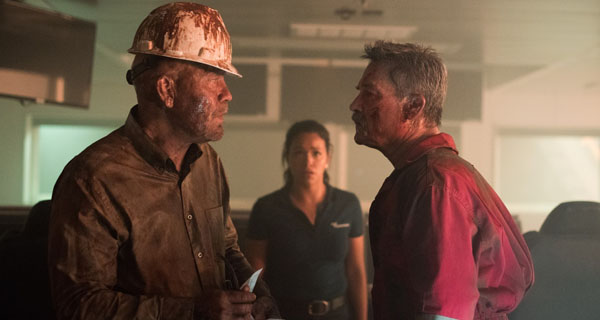 John Malkovich y Kurt Russell en "Marea Negra"