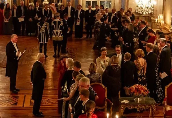 Crown Princess Victoria, Prince Daniel, Prince Carl Philip, Princess Sofia and Princess Christina. diamond tiara and diamond earrings