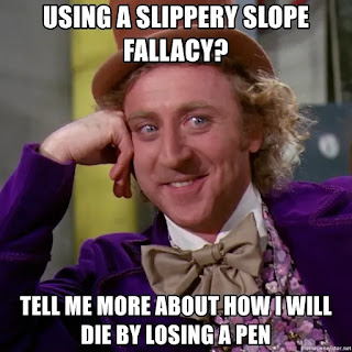 Sesat pikir Slippery Slope Fallacy kesalahan logika slippery slope