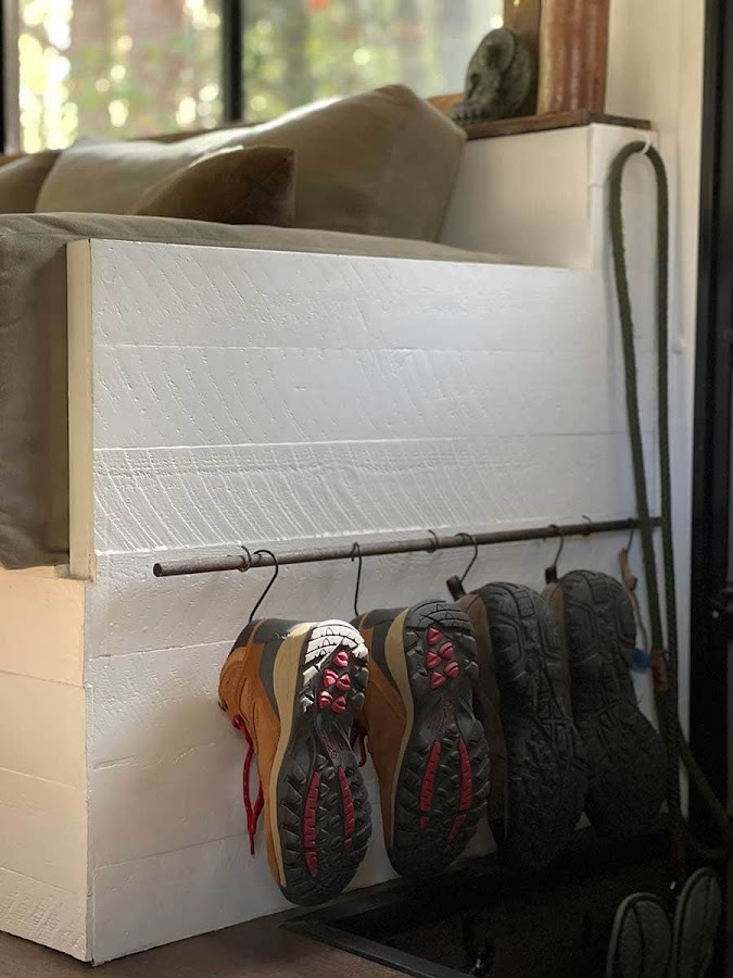 Antes y después de una autocaravana reformada con mucho encanto_25