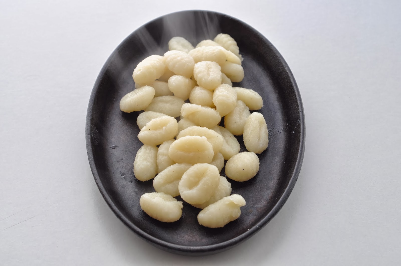 Simple Food Pancetta Mozzarella and Tomato Bake with Gnocchi