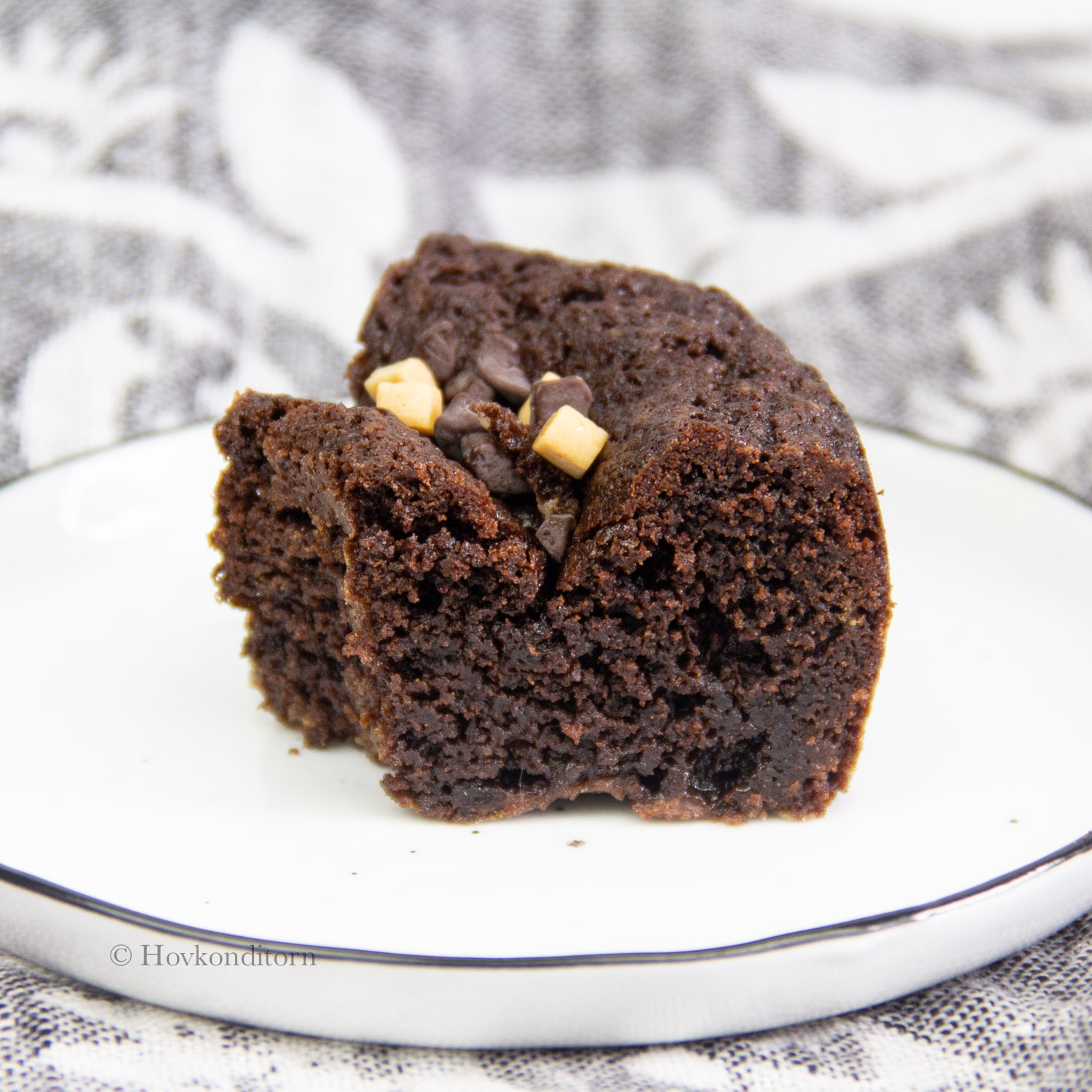 Chocolate Caramel Fudge Cake