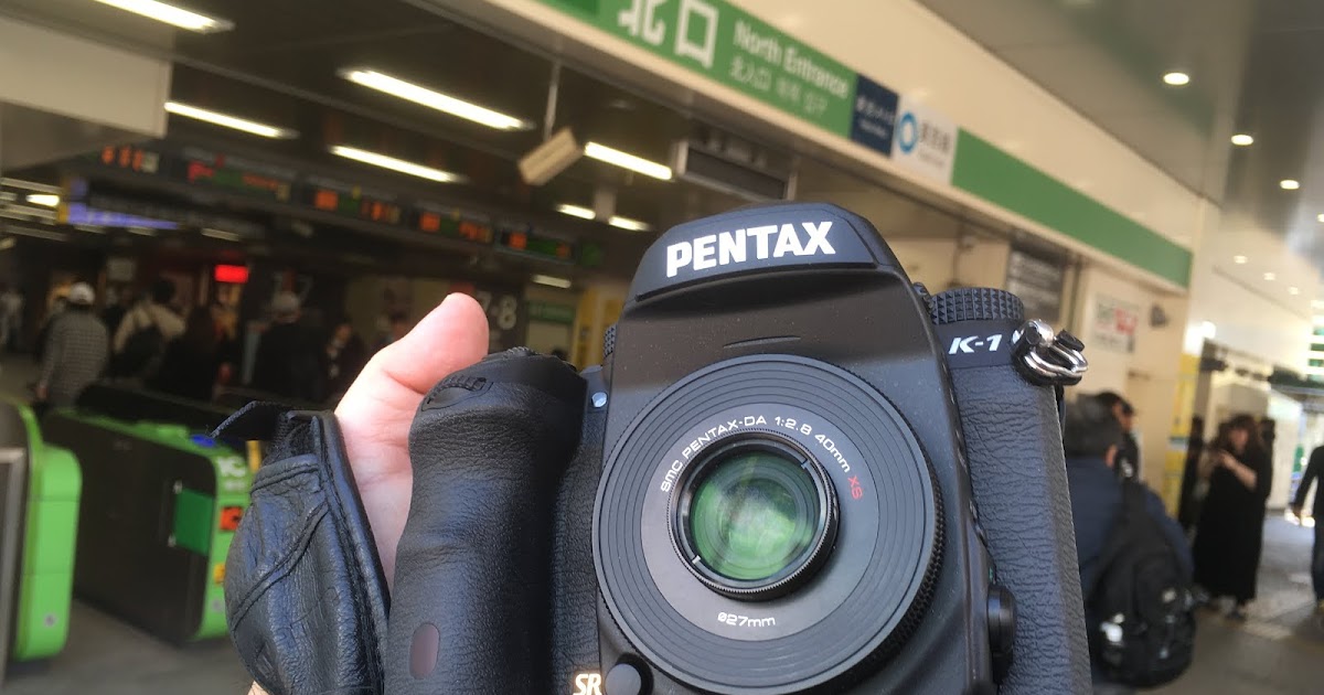 ミラーレス一眼PENTAX K-01 レンズキット DA 40mm F2.8 XS付 良品