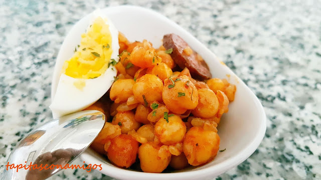 Garbanzos con chorizo