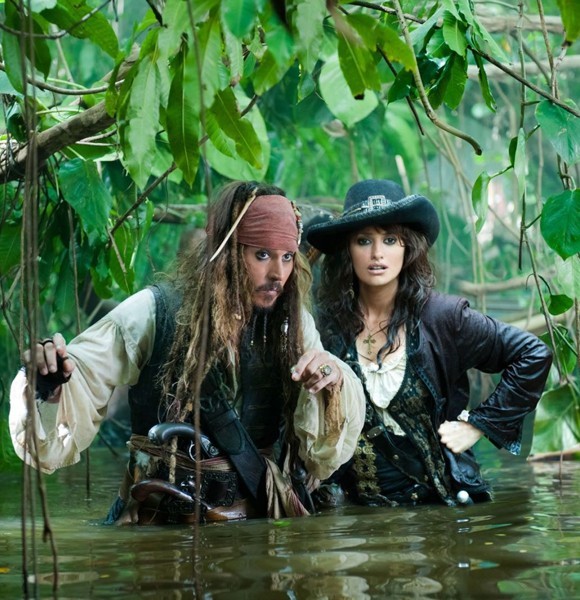 se estrena "Pirates of the Caribean 4: On Stranger Tides". Una vez más Jack Sparrow toma por asalto