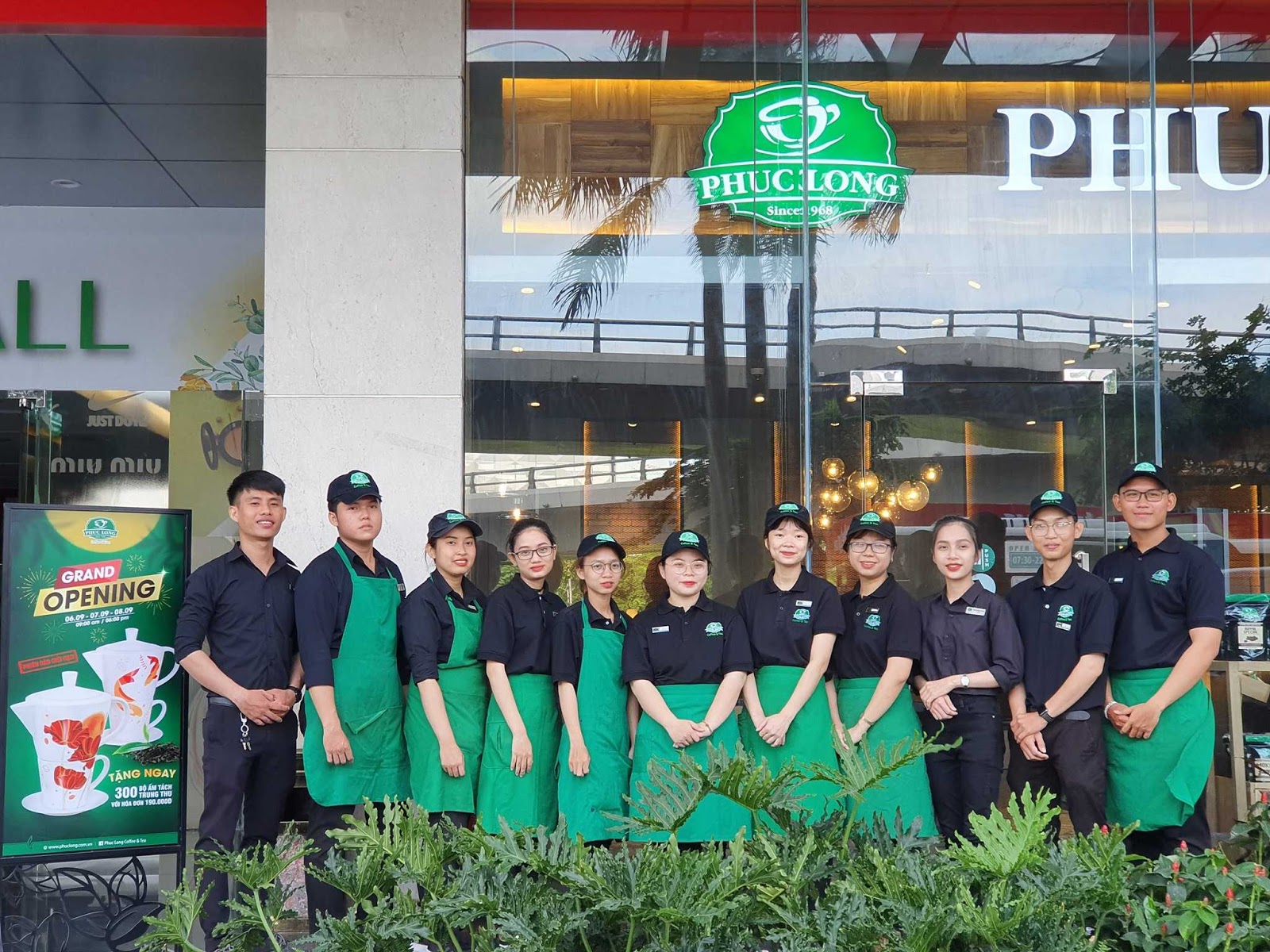 Mẫu tạp dề Phú Long đẹp