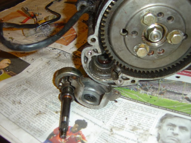 Cagiva Mito 125 Owners Blog : Cagiva Mito 125 engine strip down / tear
