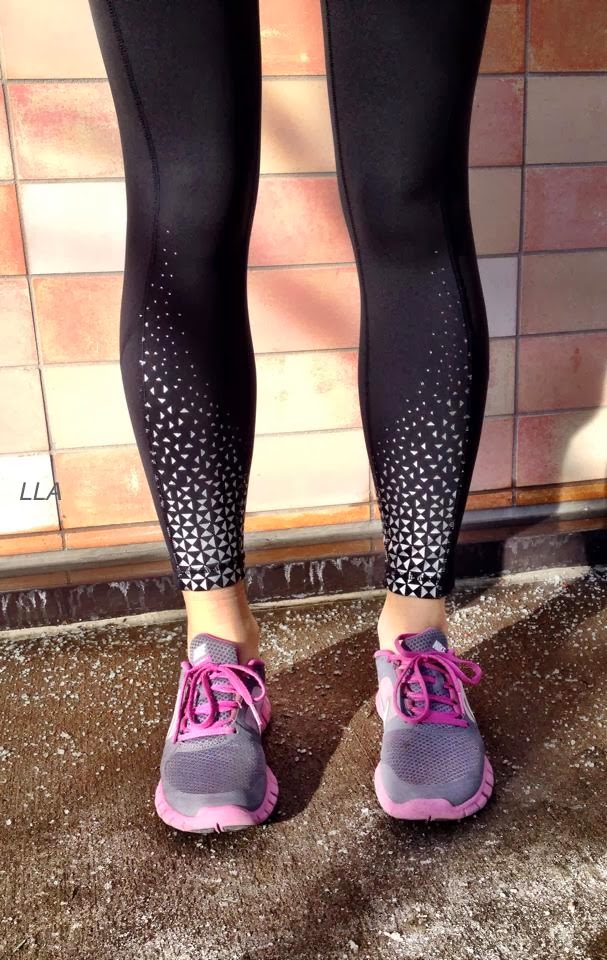 Lululemon Addict: Ice Queen Tights and More