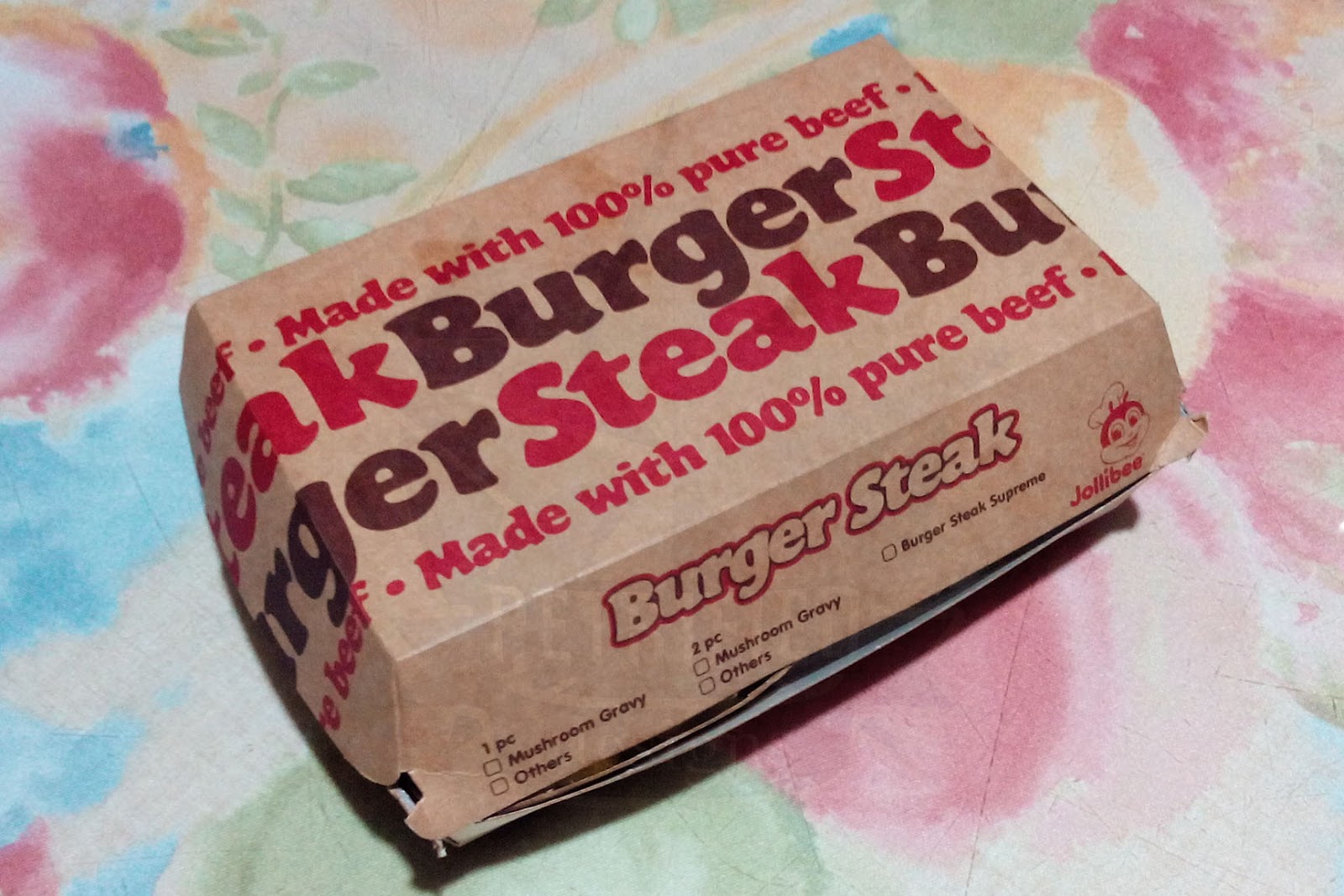 Randomly Random We Tried Jollibee's Pepper Cream Burger Steak