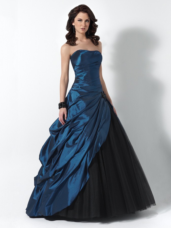Fashion Girl: Prom Gowns 2011 Pics
