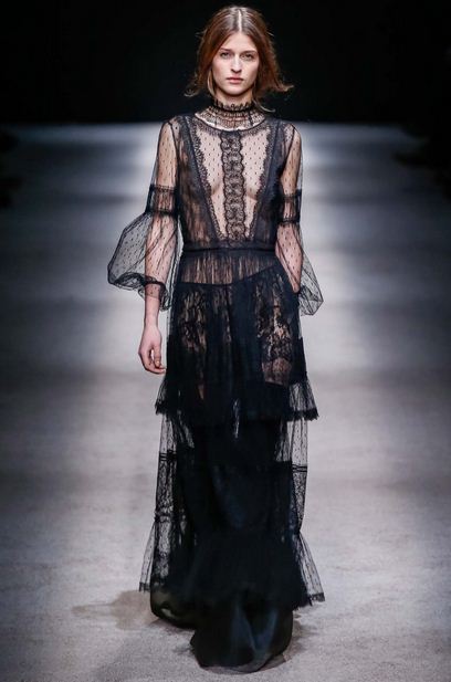 Alberta Ferretti Fall 2015 black lace dress