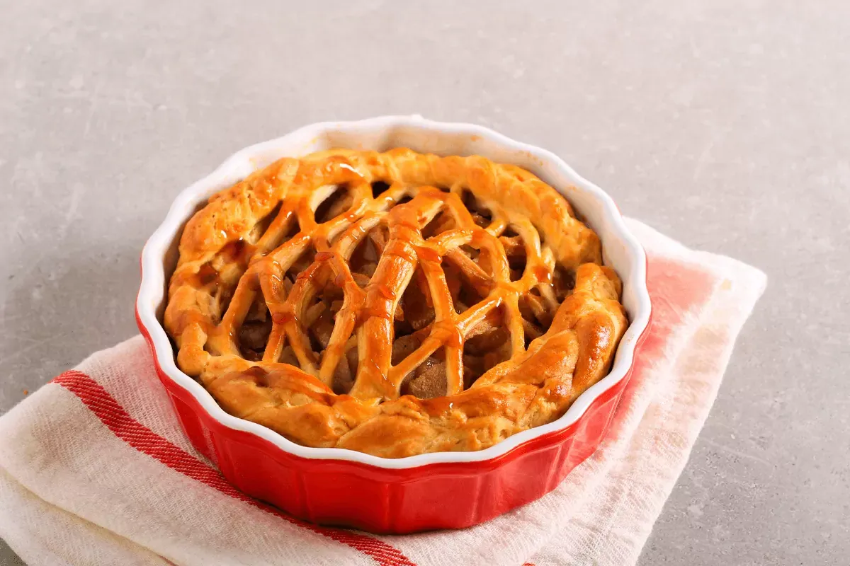 Pear and cinnanom lattice Jus-Rol puff pastry pie