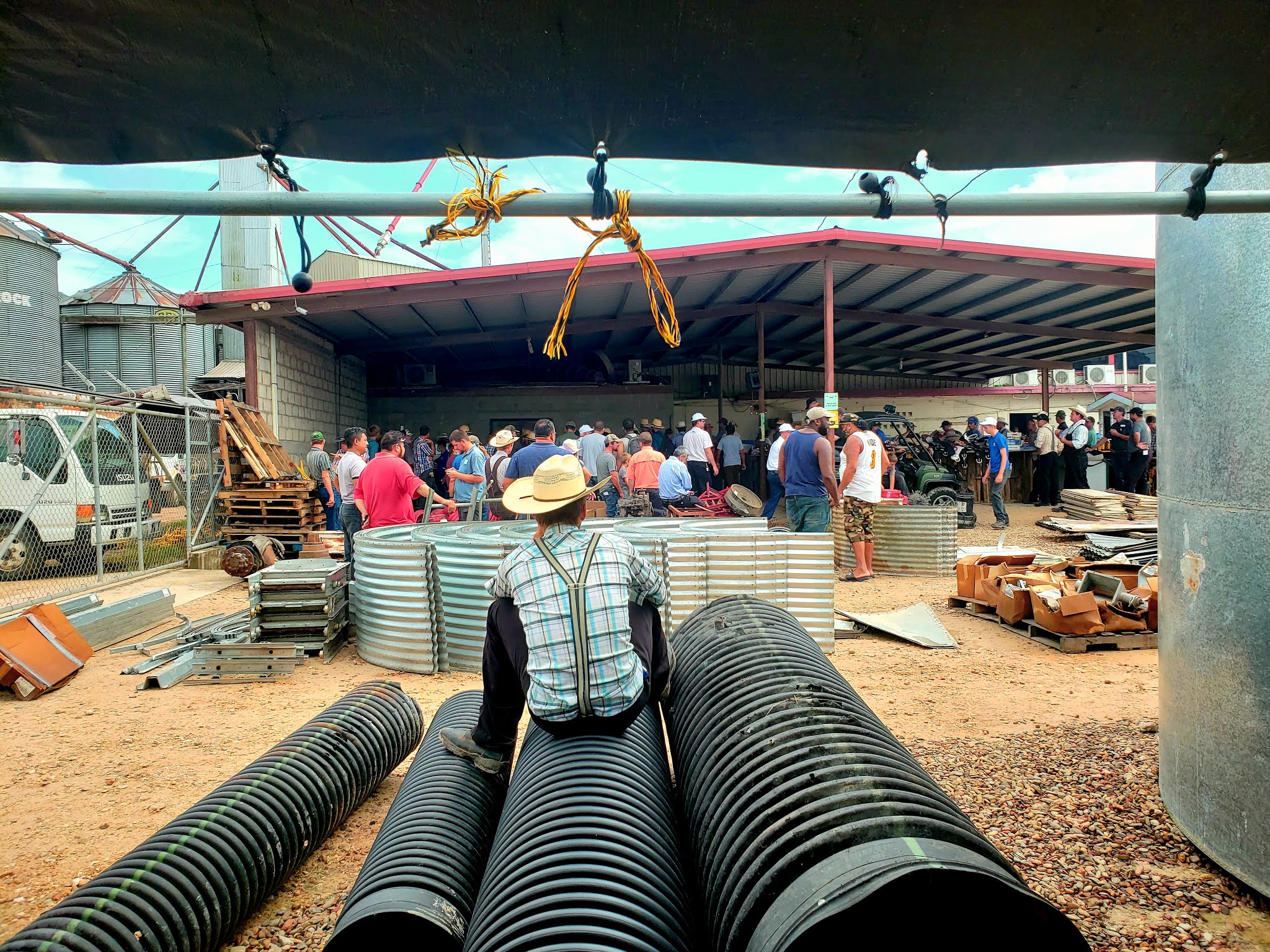 Spanish Lookout Auction Sale