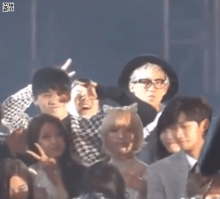 시상식에서 썸타는 듯한 Got7 제이비와 AOA설현 | 인스티즈