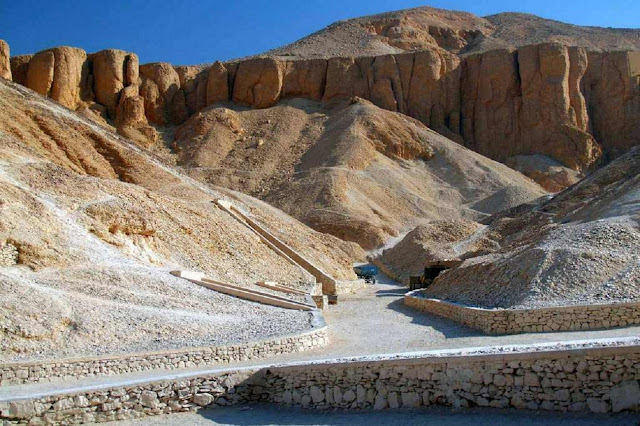 Долина царей — подземный «город мёртвых» в древних Фивах