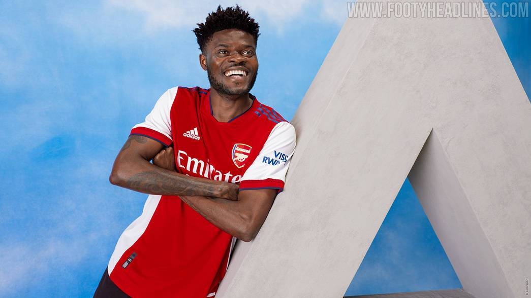 Arsenal 21-22 Home Kit Released - Tricolor Three Stripes Shorts