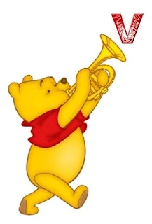 Alfabeto de Winnie the Pooh tocando la Trompeta. Alphabet with Winnie the Pooh with a Trumpet.