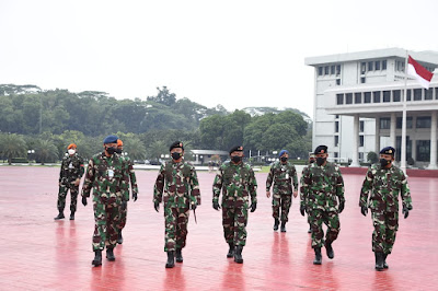Panglima TNI Terima Laporan Kenaikan Pangkat 57 Perwira Tinggi