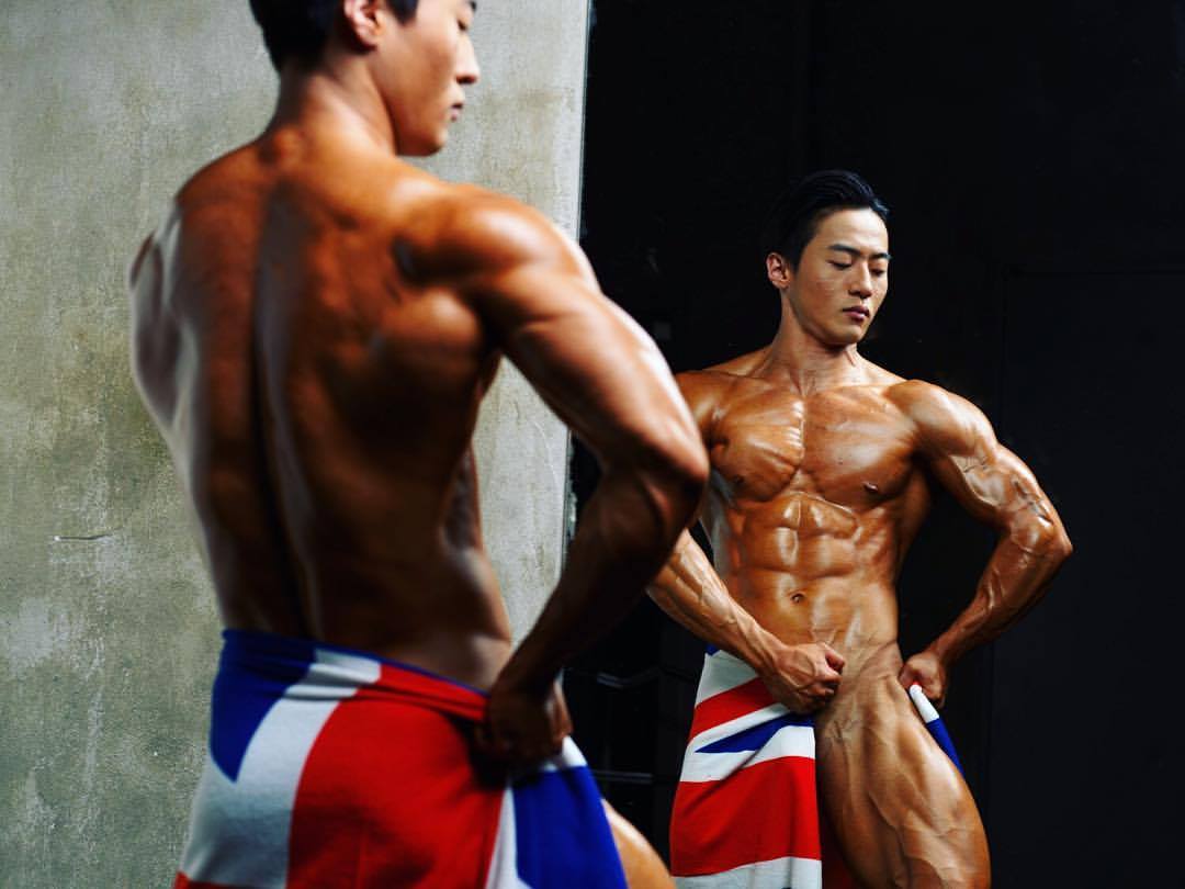 Hyeong%2BJun%2BPark%2BKorean%2BBodybuilder%2BAsian%2BMuscle%2B4.jpg