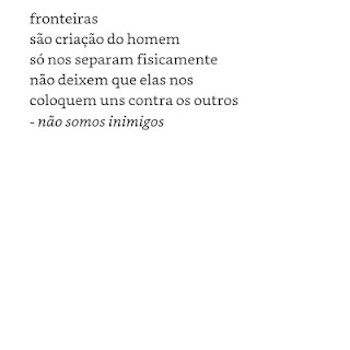 LIVRO: O que o Sol faz com as Flores - Rupi Kaur LIVRO: O que o Sol faz com as Flores - Rupi Kaur
