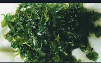 Fried Methi leaves for storing