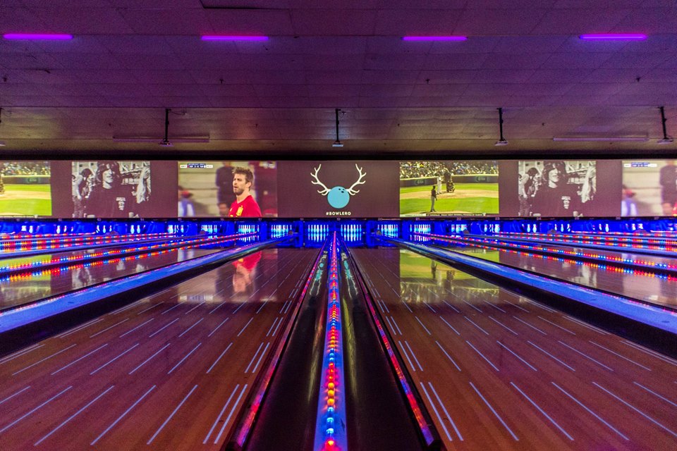 Tomorrow S News Today Atlanta New Bowling Concept Bowlero Rolling Into Georgia Hopes To Open Before Turkey Day