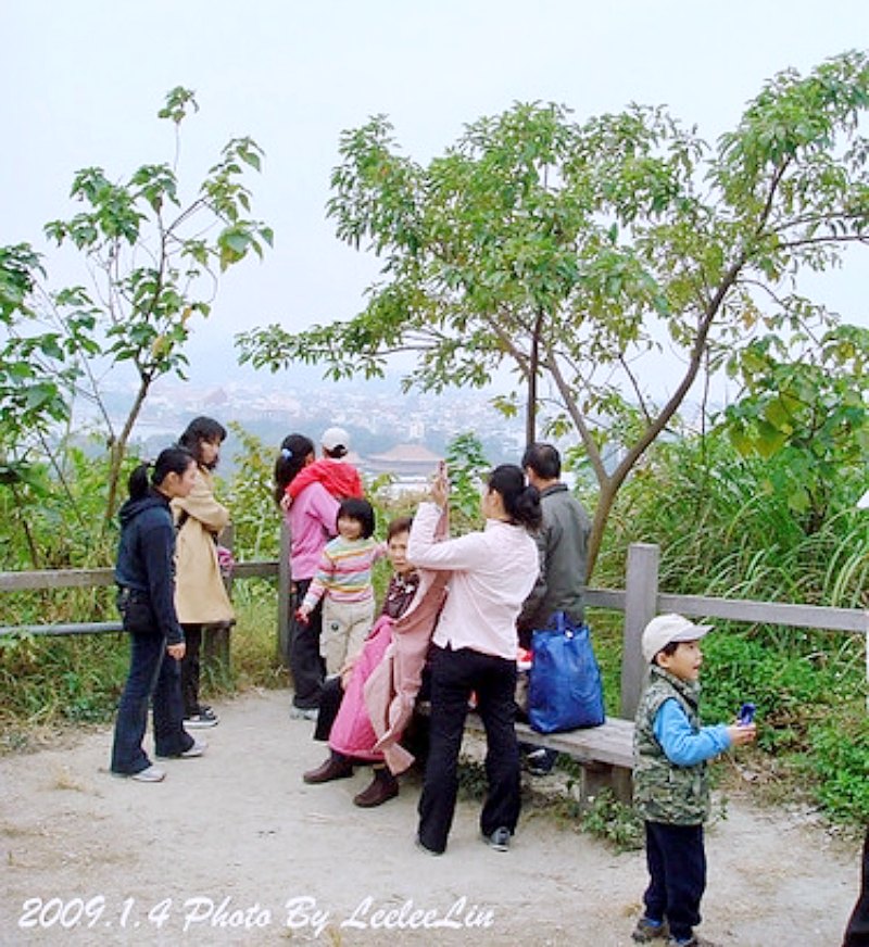 半屏山自然公園|壽山國家自然公園|高雄左營景點