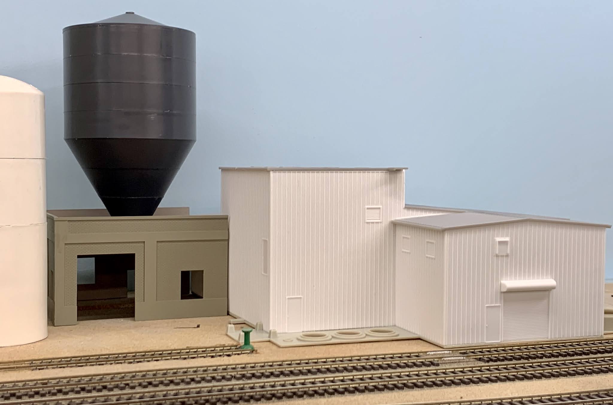 JL&T Railroad Blog Paper Mill Complex Build... Model Railroad