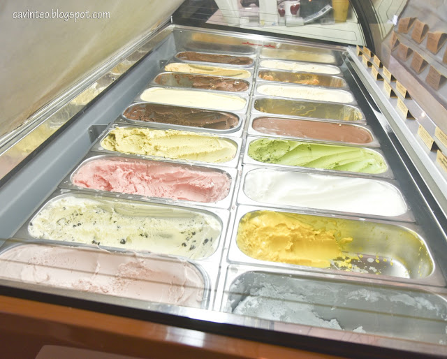 Entree Kibbles Creamier Waffles, Handcrafted Ice Cream & Coffee