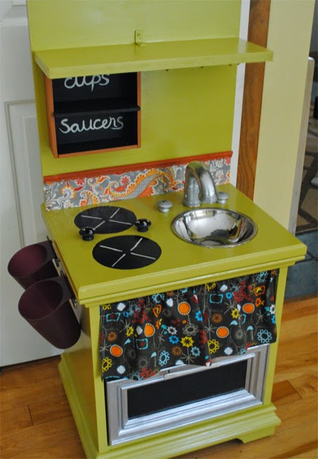 Kabinet Dapur Kayu Mini Yang Comel Untuk Anak Anak Buat 