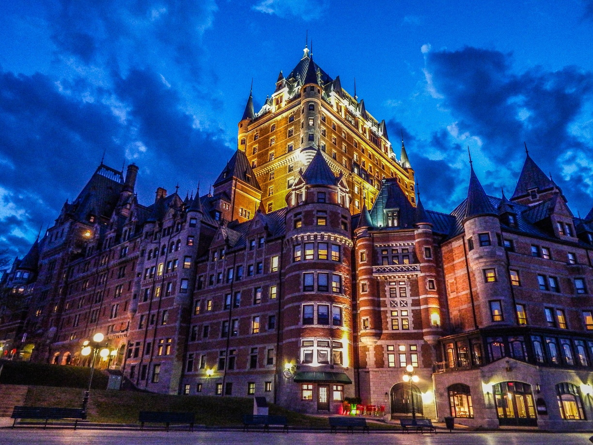 Passion For Luxury : The legendary Château Frontenac