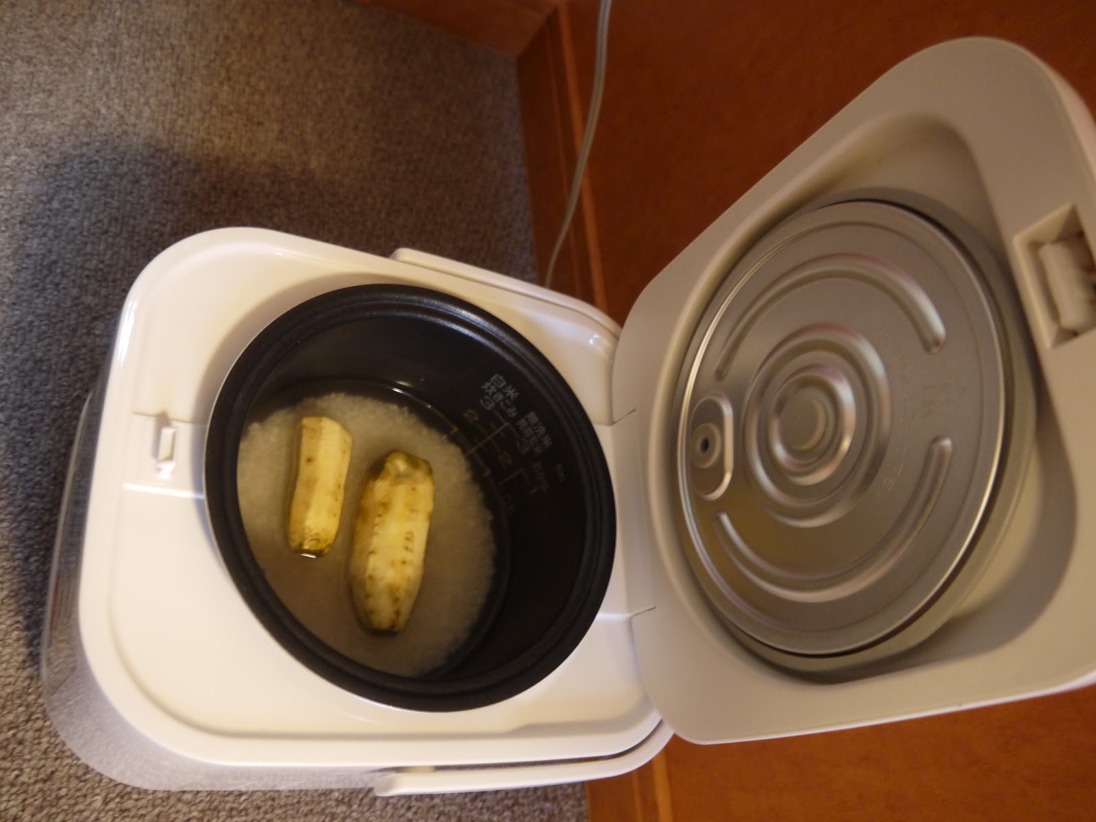 just to pass the time Steam Sweet Potato Using Rice Cooker