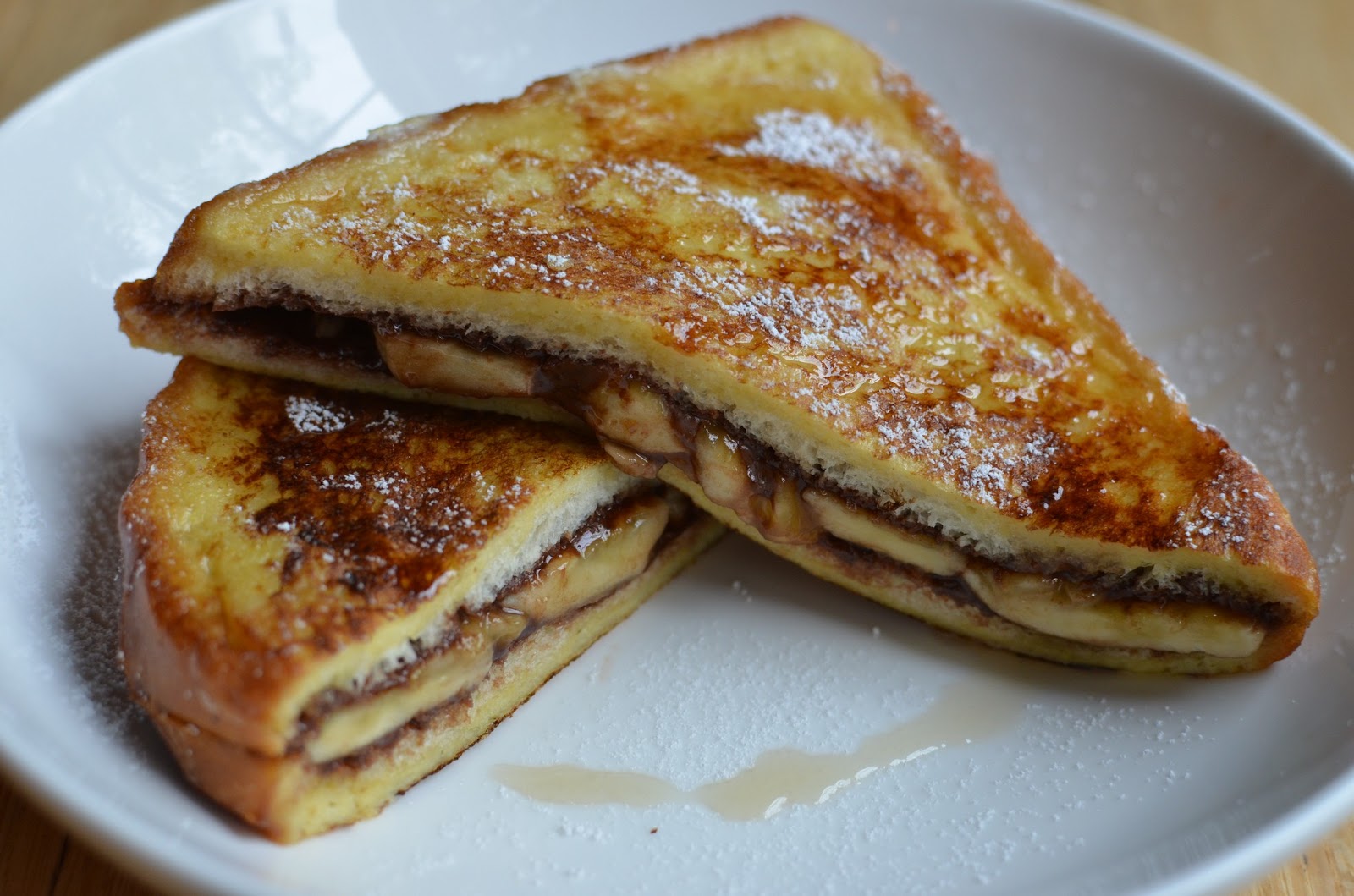 Playing with Flour: Nutella-banana stuffed French toast