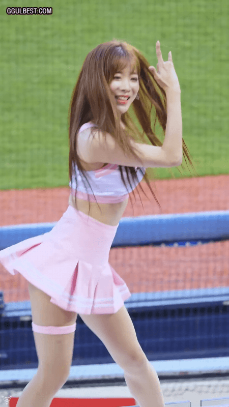 치어리더 김한나 테니스 치마 허벅지 초크