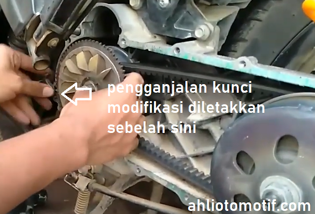 Cara Mengatasi bunyi gruduk gruduk ketika motor di gas untuk motor matic (vario, beat , mio, dsb)