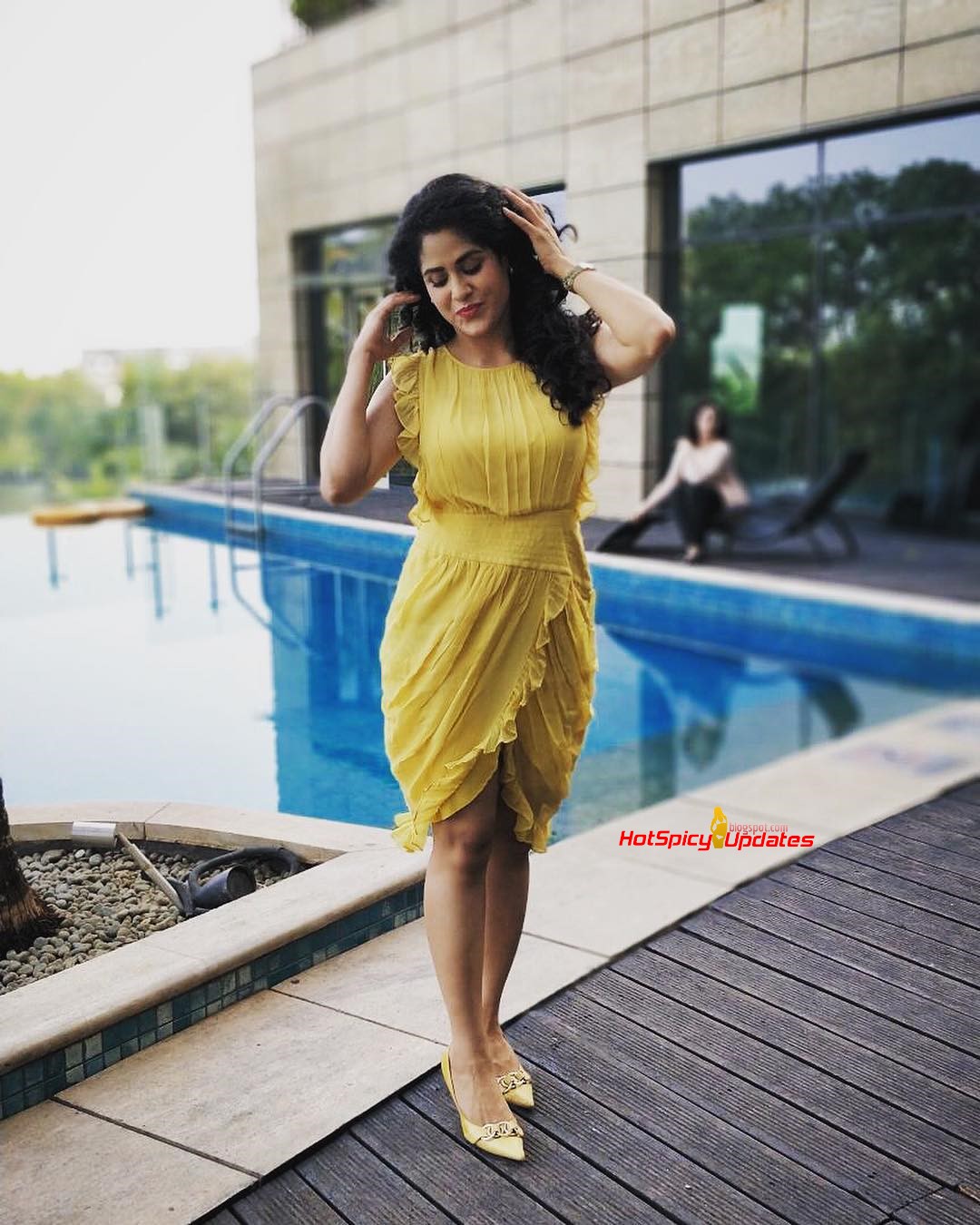Neha Iyer Cute and Stylish Instagram Photos | Latest High Quality