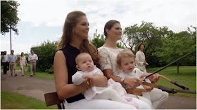 The Royal Order of Sartorial Splendor: Sunday Tidbits for January 12