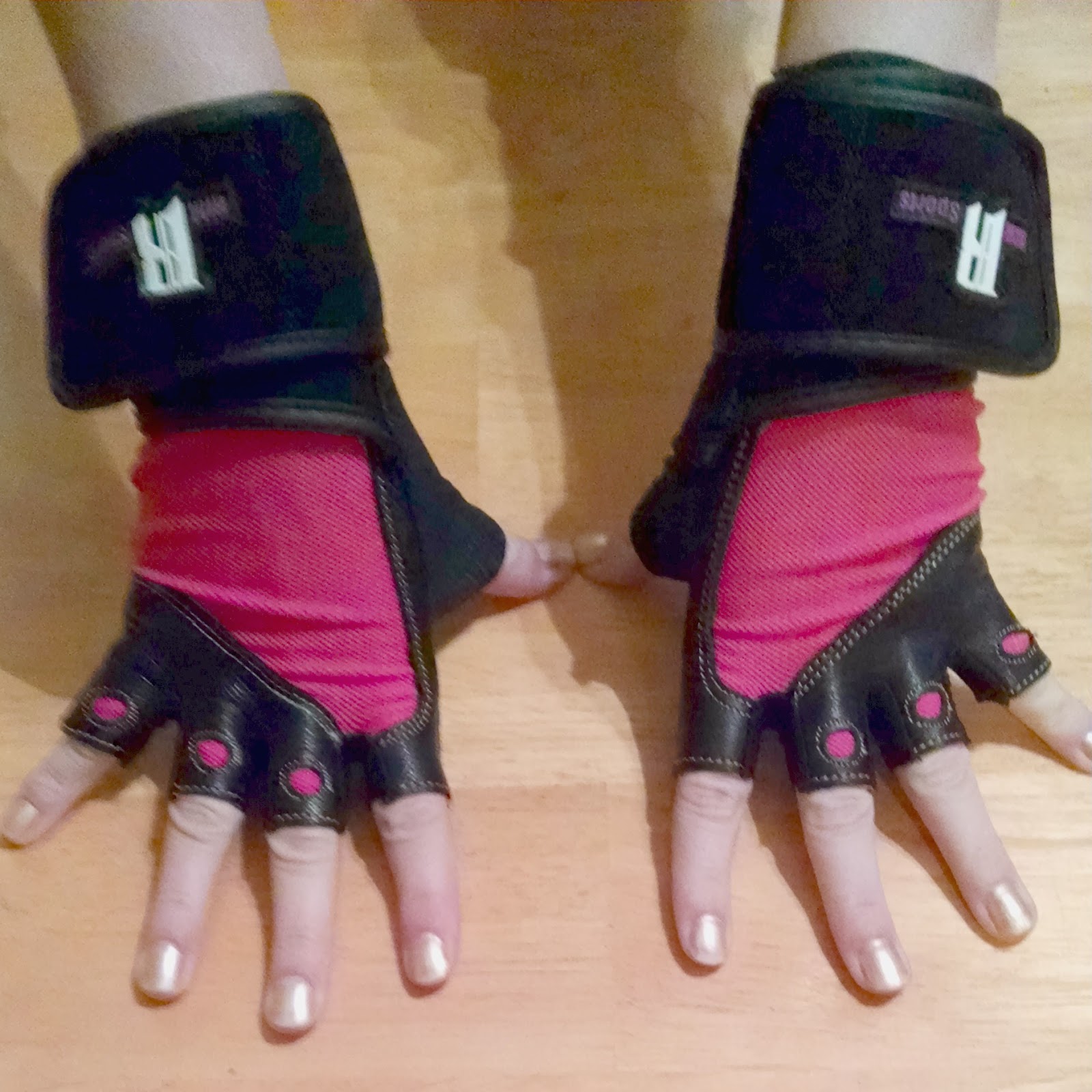 Disclaimer I was provided a pair of gloves at no cost in exchange for