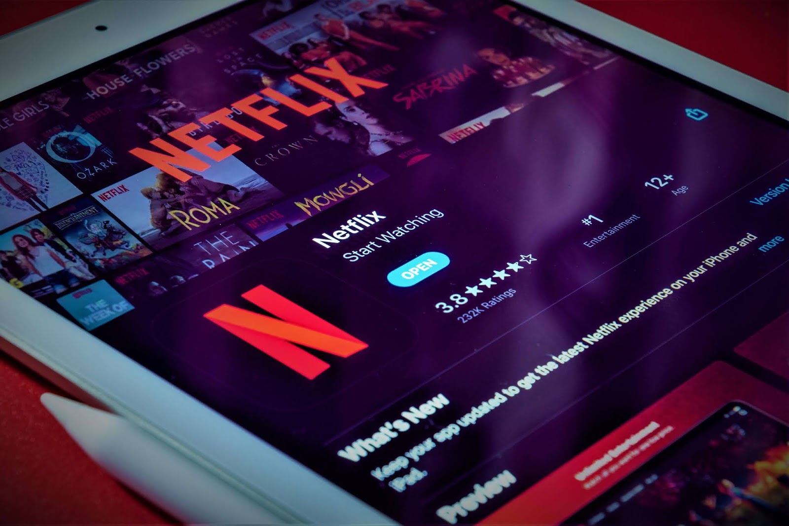 لا تقم بتثبيت أي تطبيق Netflix مزيف لا تقم بتثبيت أي تطبيق Netflix مزيف