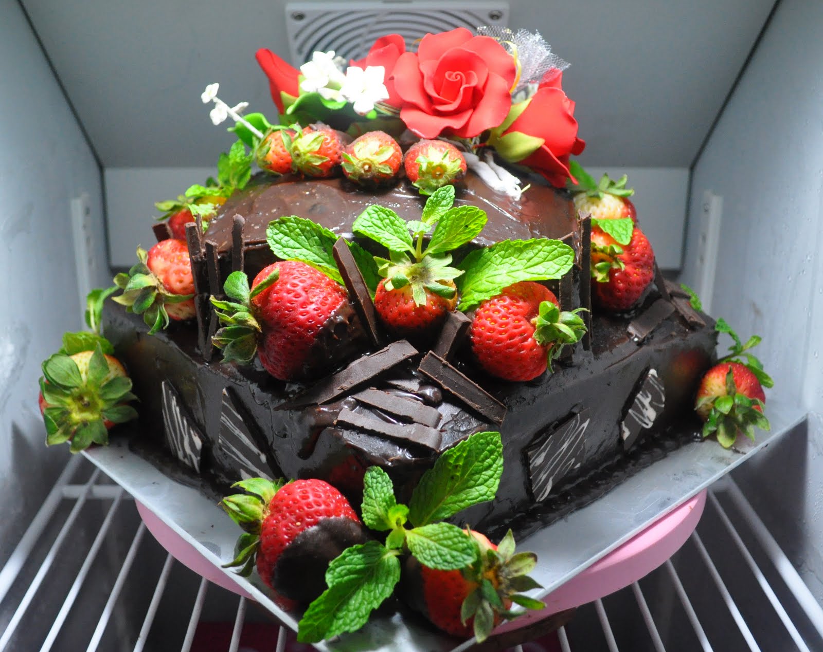 Cakes and Chocolates for U: Kek Coklat Strawberi