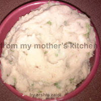 potatoes filling for bread rolls, aloo,