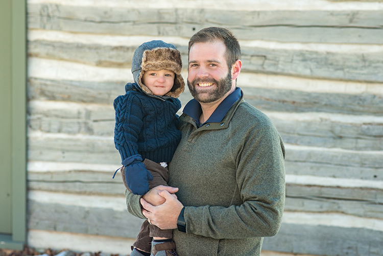Winter Log Cabin Family Pictures, 2018 | My Darling Days Winter Log Cabin Family Pictures, 2018 | My Darling Days