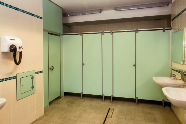 Pareti divisorie modulari in HPL Pareti divisorie modulari in HPL