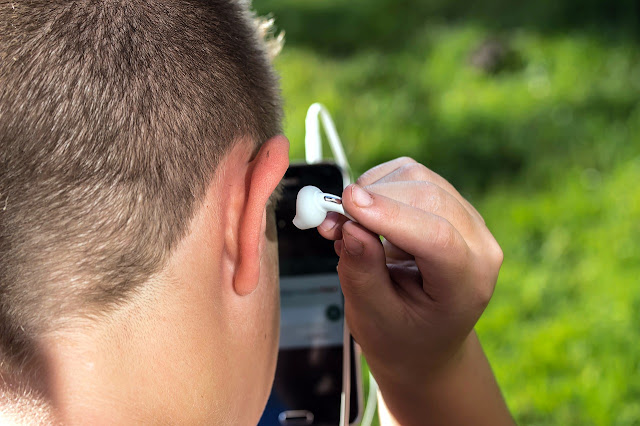 Ear Plugs For Musicians: Protection Against Constant Loud Noises