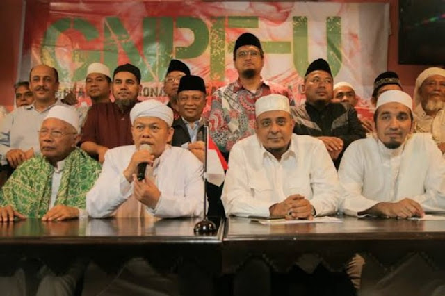 FPI, GNPF Ulama dan PA 212 Serukan Aksi Bela Muslim India FPI, GNPF Ulama dan PA 212 Serukan Aksi Bela Muslim India
