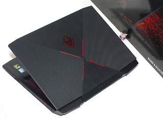 Laptop Gaming HP Omen 15-ce501TX Core i7 Fullset