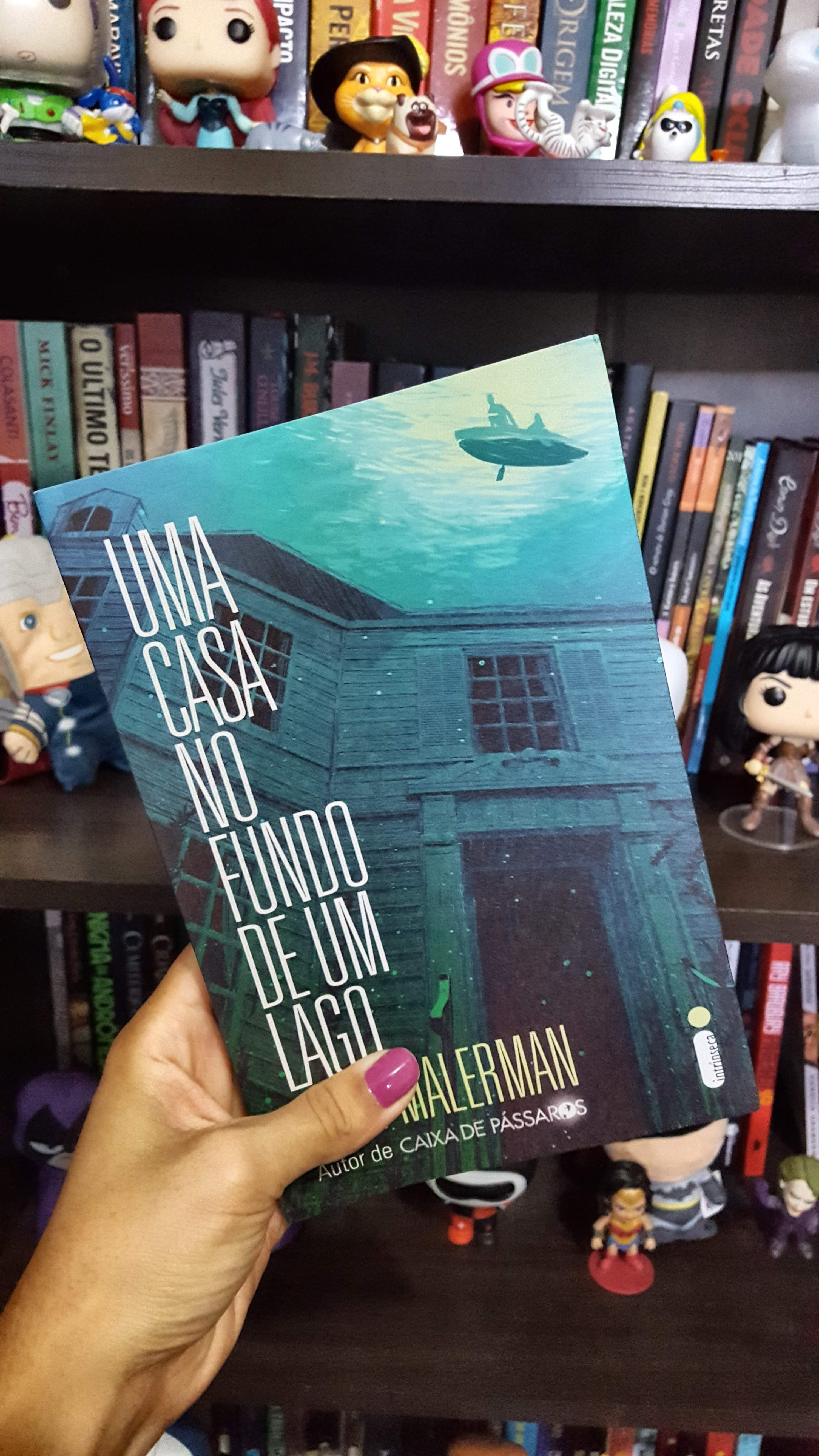 Uma casa no fundo de um lago | Josh Malerman Uma casa no fundo de um lago | Josh Malerman