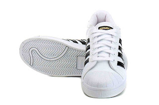 best white shoes under 1000